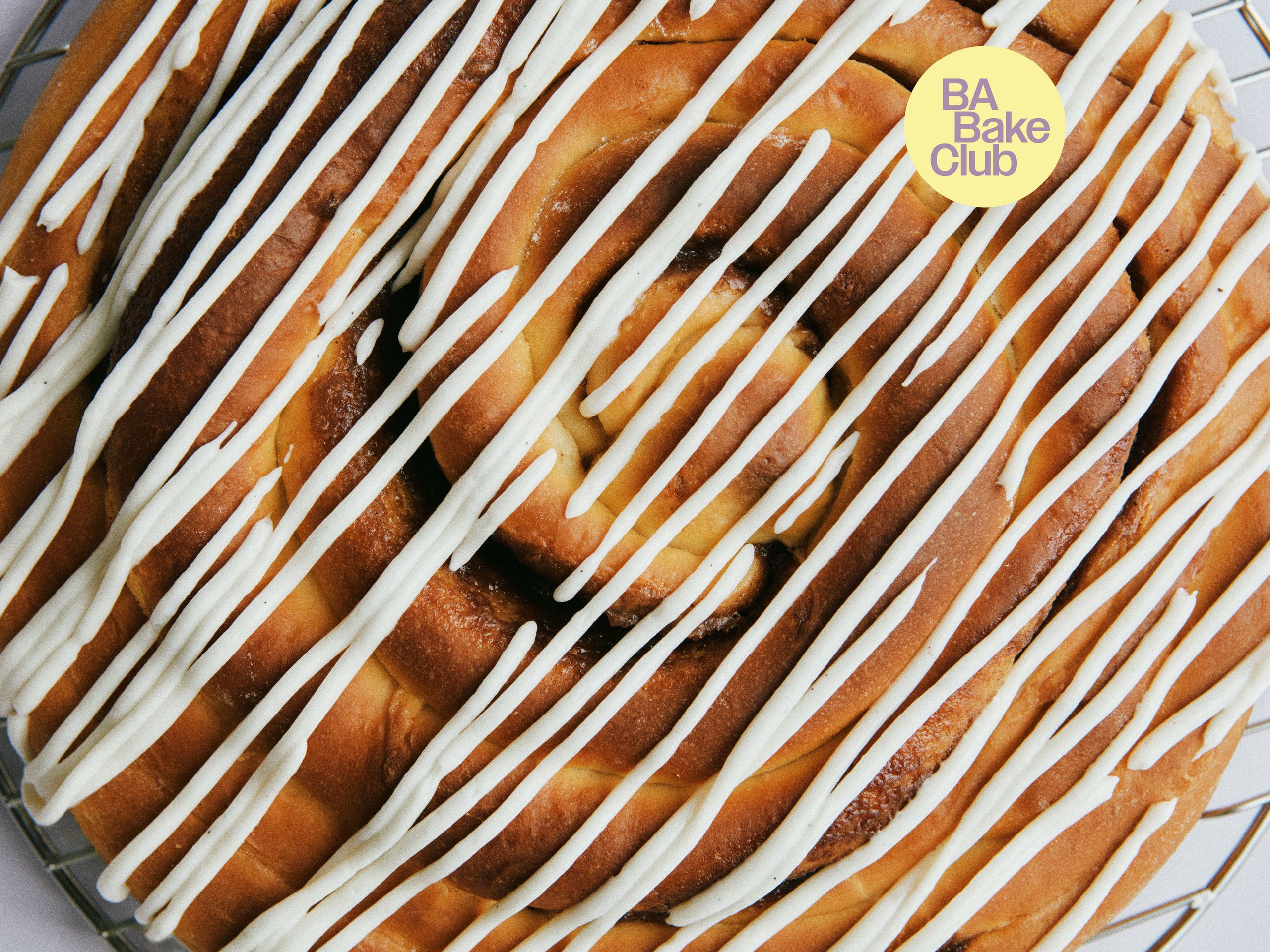 The Gigantic Cinnamon Roll Your Holiday Brunch Needs