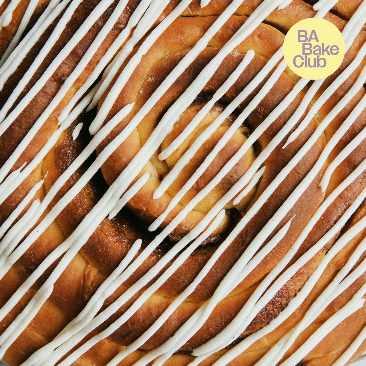 The Gigantic Cinnamon Roll Your Holiday Brunch Needs